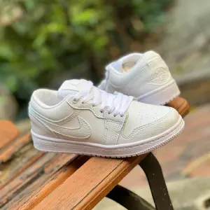 NIKE FORCE BLANCO COLEGIAL ADULTO