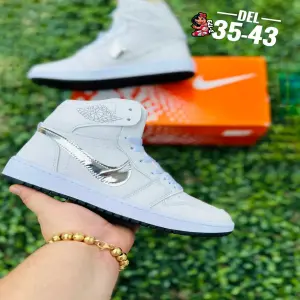 Nike Retro Jordan Blanco plata  LIlo