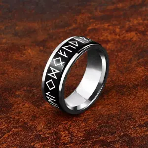 ANILLO CON RUNAS FONDO NEGRO