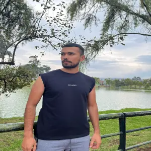 Esqueleto de hombre unicolor