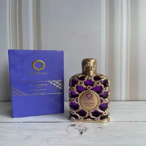 ORIENTICA VELVET GOLD