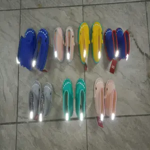 GF KS02 CHANCLA TIPO BOTA NIÑO(A)