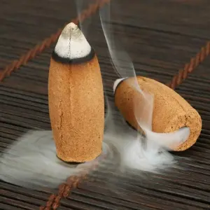 Incienso Hem Cono De Reflujo Palo Santo