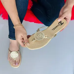 SANDALIA CHANEL