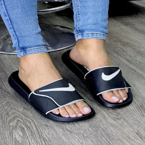 SANDALIA NIKE