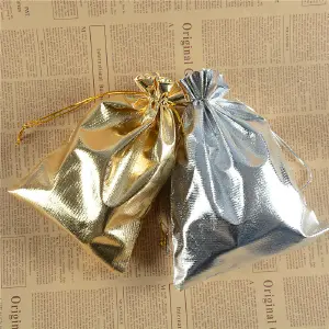 VIRGEN MARÍA+BOLSA DE REGALO