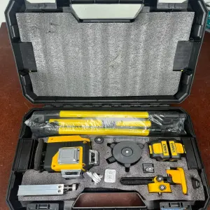 Nivel Laser 16 lineas con tripode tipo D