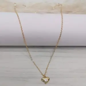 CADENA DORADA CORAZON DIAMANTE