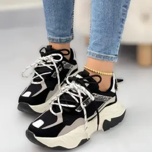 Tenis Negro Beige A.P Suela Alta