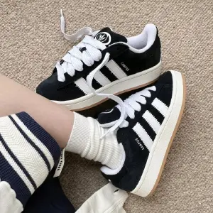 adidas campus negro cafe
