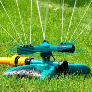 Rociador de agua automático con rotación