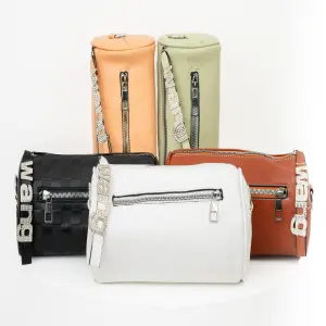 Cartera Cilíndrica Para Dama - GLA 2311: Elegancia y Estilo a tu Alcance - Cartera Cilíndrica Para Dama - GLA 2311