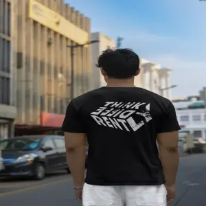 RF0015 CAMISETA REGULAR FIT THINK 205GR