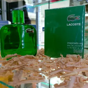 Perfume Caballero LACOSTE verde