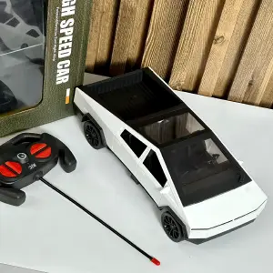 TESLA  CYBERTRUCK A CONTROL REMOTO