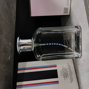 TOMMY MEN
