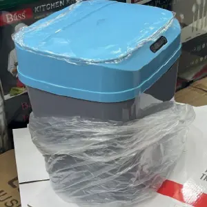 Caneca de Basura con Sensor