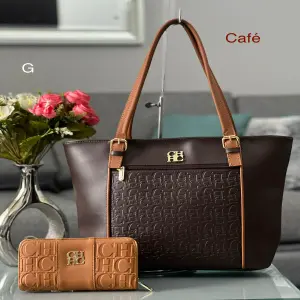 DUO CAROLINA HERRERA