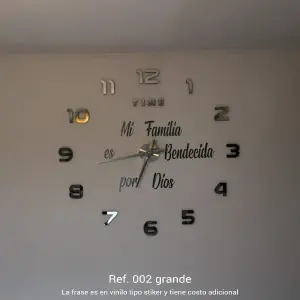 RELOJ 3D GRANDE + FRASE: Una obra de arte en tu muñeca - RELOJ 3D GRANDE + FRASE