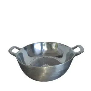 CAZUELA EN ALUMINIO MEDIANA