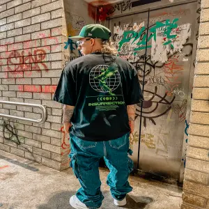 CAMISETA OVERSIZE ANGEL VERDE NEGRA