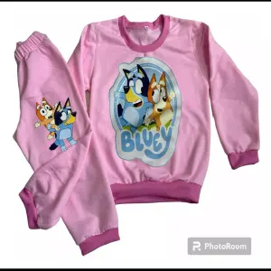 Sudadera deportiva bluey y bingo