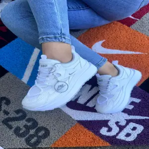 Nike Doble Piso Todo Blanco