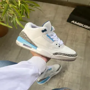 Jordan Retro 3 White Blue DAMA