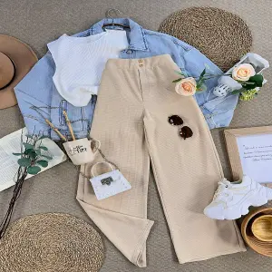 Pantalon Sara en  tela galleta❤️❤️❤️