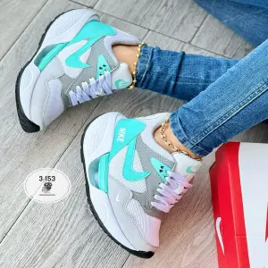 DEPORTIVO NIKE SIMBA DAMA