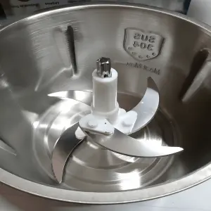 Picadora eléctrica de alimentos