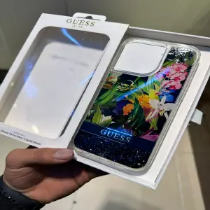 Estuche GUESS Iphone 14 Pro Max ORIGINAL