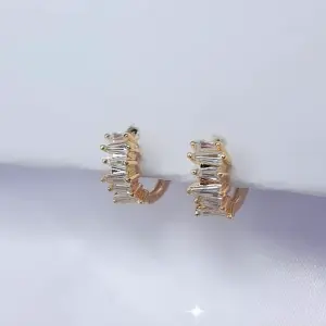CANDONGA ZIRCONES