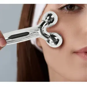Masajeador facial 3D