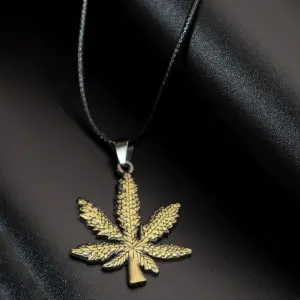 Collar Planta Reggae Simbolo + Estuche