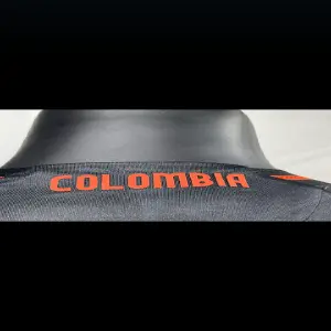 Combo Camisera Colombia Amarila y Negra