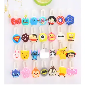 PIN DIBUJOS GANCHO PROTECTOR USB X 12 UN