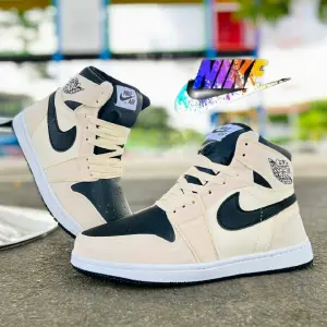 BOTA RETRO 1 CARNASA