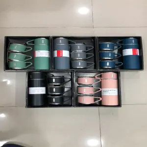BOTELLA TERMICA 4 VASOS PREMIUM