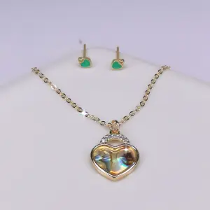 JUEGOS DE CADENAS DE CORAZON DE COLORES