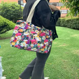 Bolso  Explosión de flores
