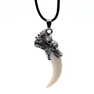 Collar Colmillo Lobo