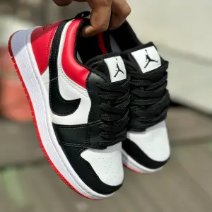 Zapato Nike Air Jordan Low