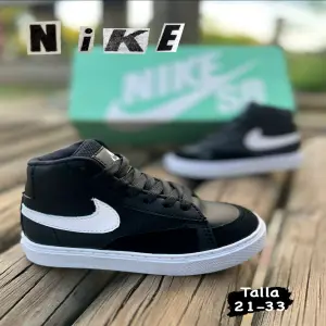 Bota 2 Nike kids UNISEX