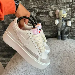 Nike Blazer