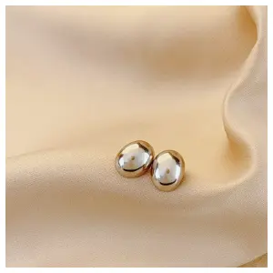 Aretes Semi Redondos Pequeños Para Mujer