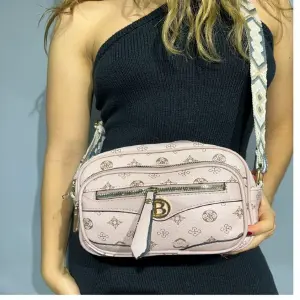 Bolso Tipo Crossbody con Correa Étnica