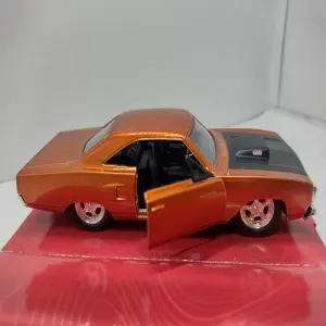 DOM´S PLYMOUTH ROAD RUNNER COBRE