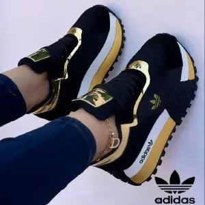 Deportivo adidas flor
