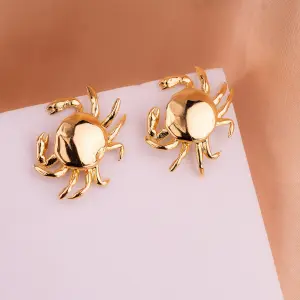 ARETES CANGREJOS DORADOS